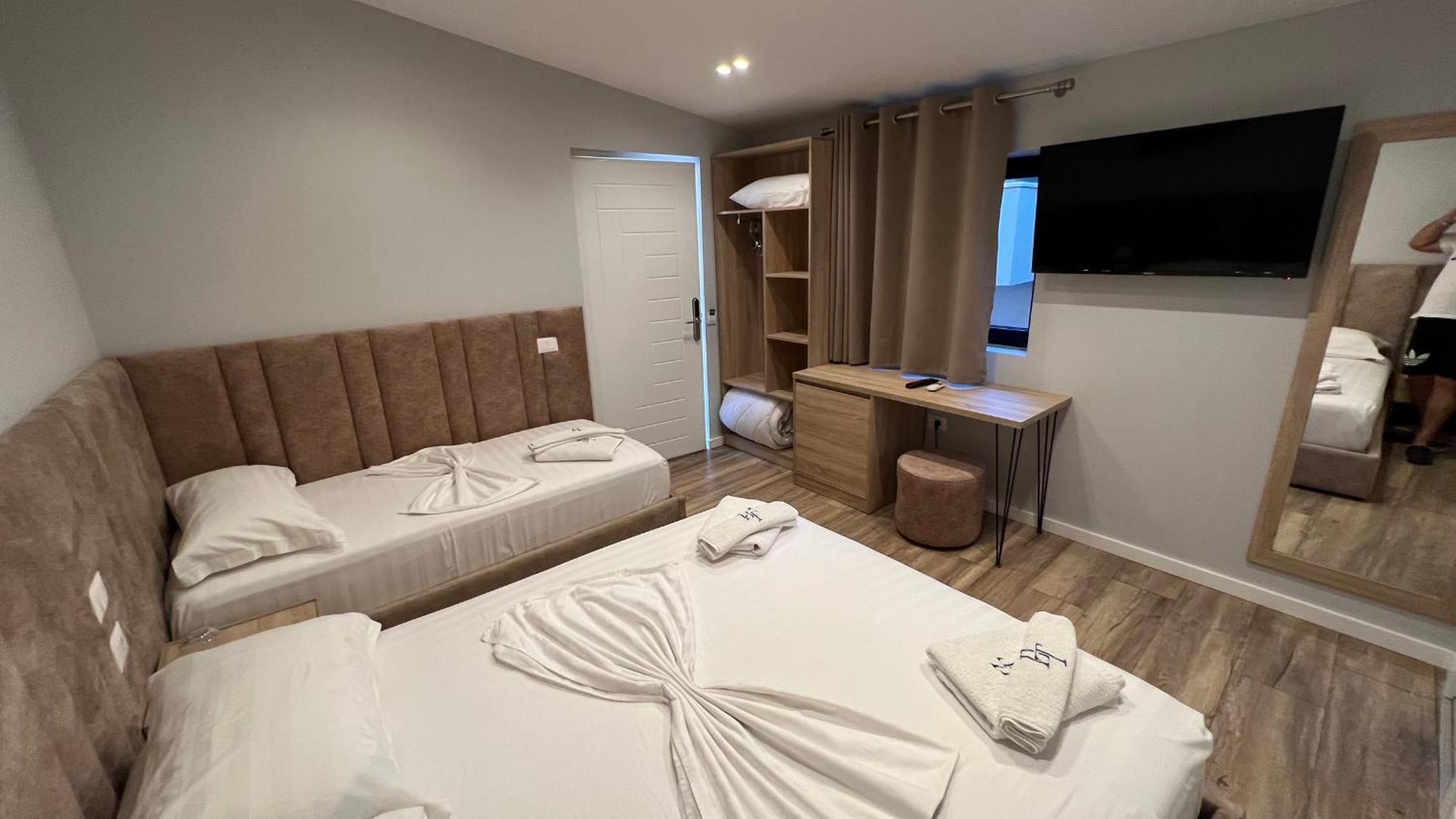 Villa Tramonto Vlore Radhime Exterior photo