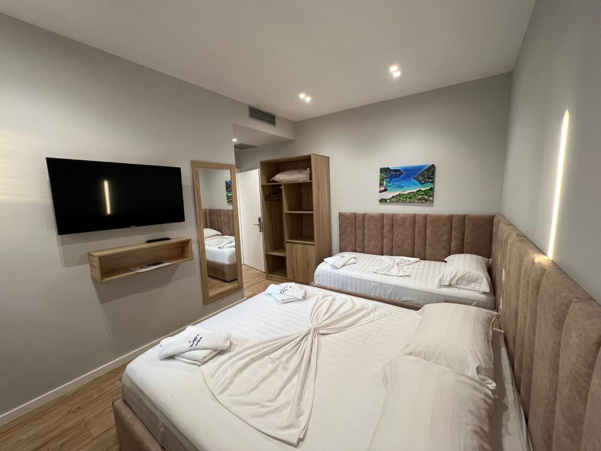 Villa Tramonto Vlore Radhime Exterior photo