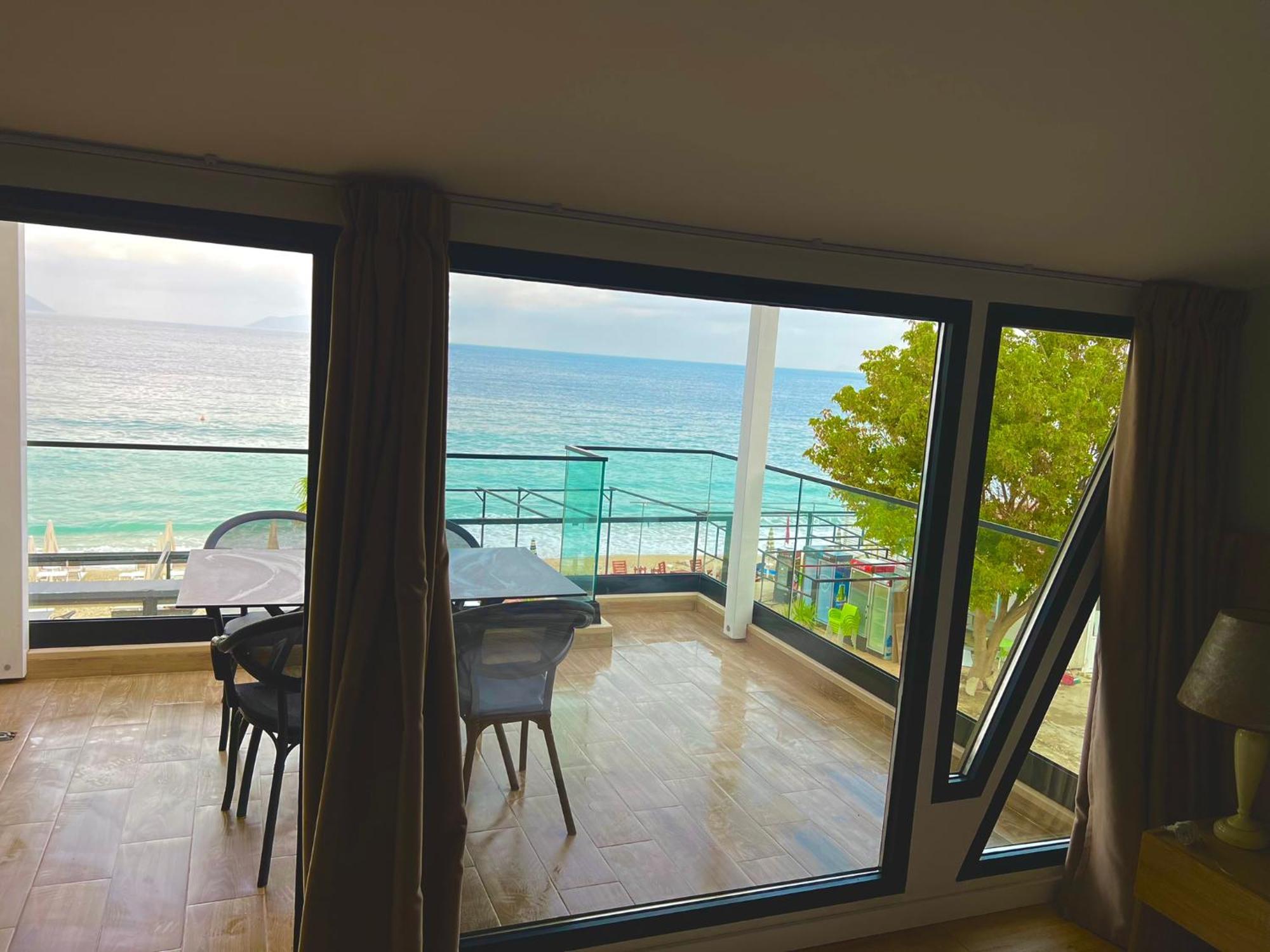 Villa Tramonto Vlore Radhime Exterior photo