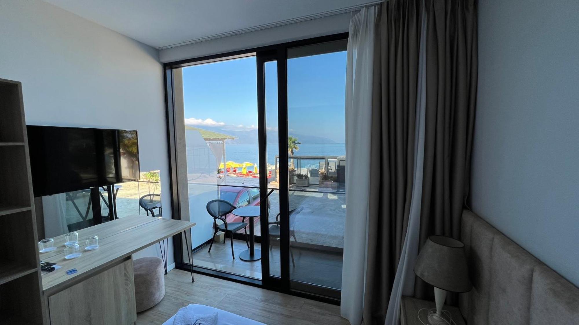 Villa Tramonto Vlore Radhime Exterior photo
