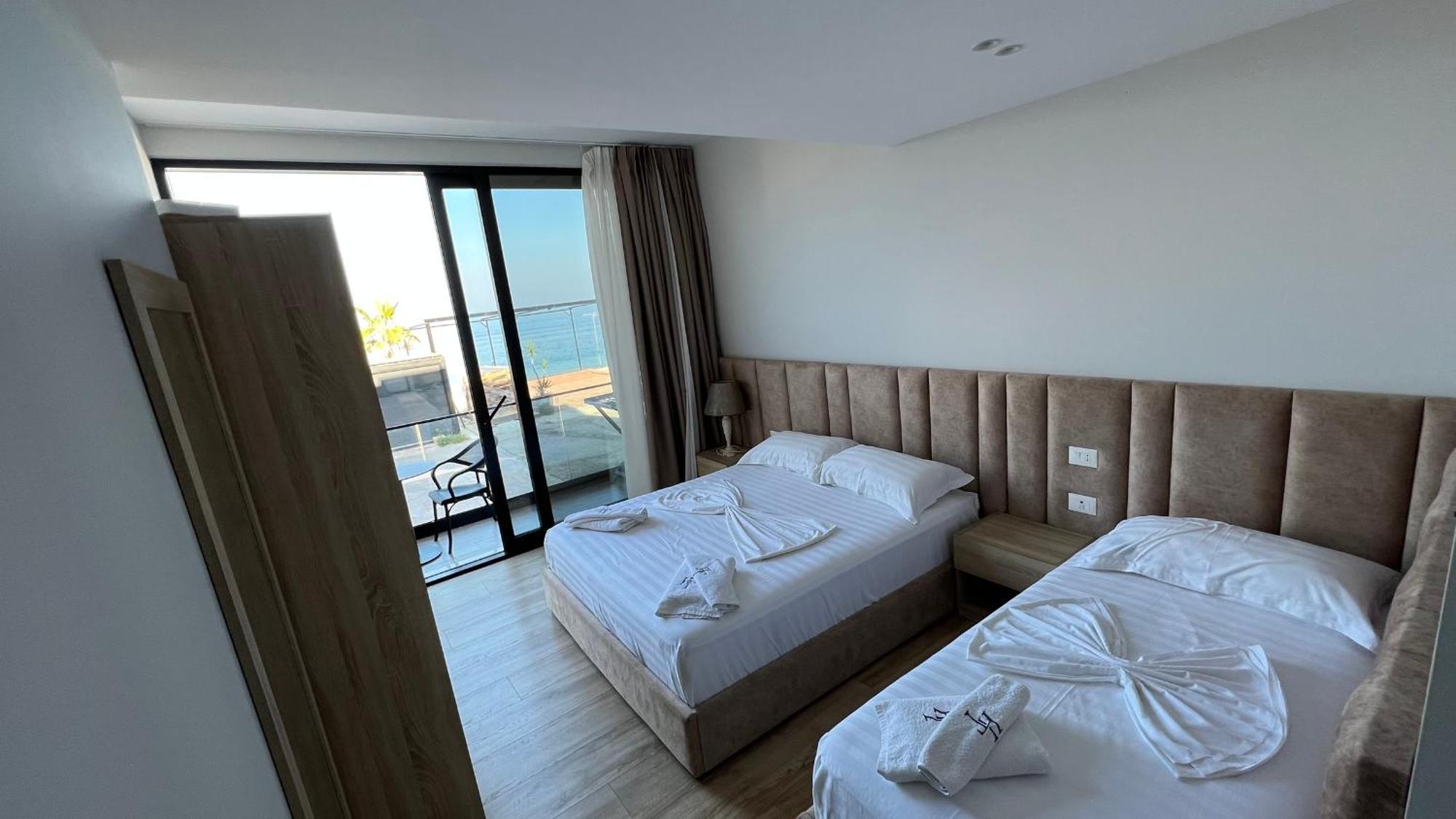 Villa Tramonto Vlore Radhime Exterior photo